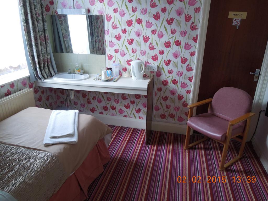 Earlsmere Guesthouse Kingston upon Hull Room photo