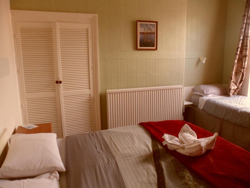 Earlsmere Guesthouse Kingston upon Hull Exterior photo
